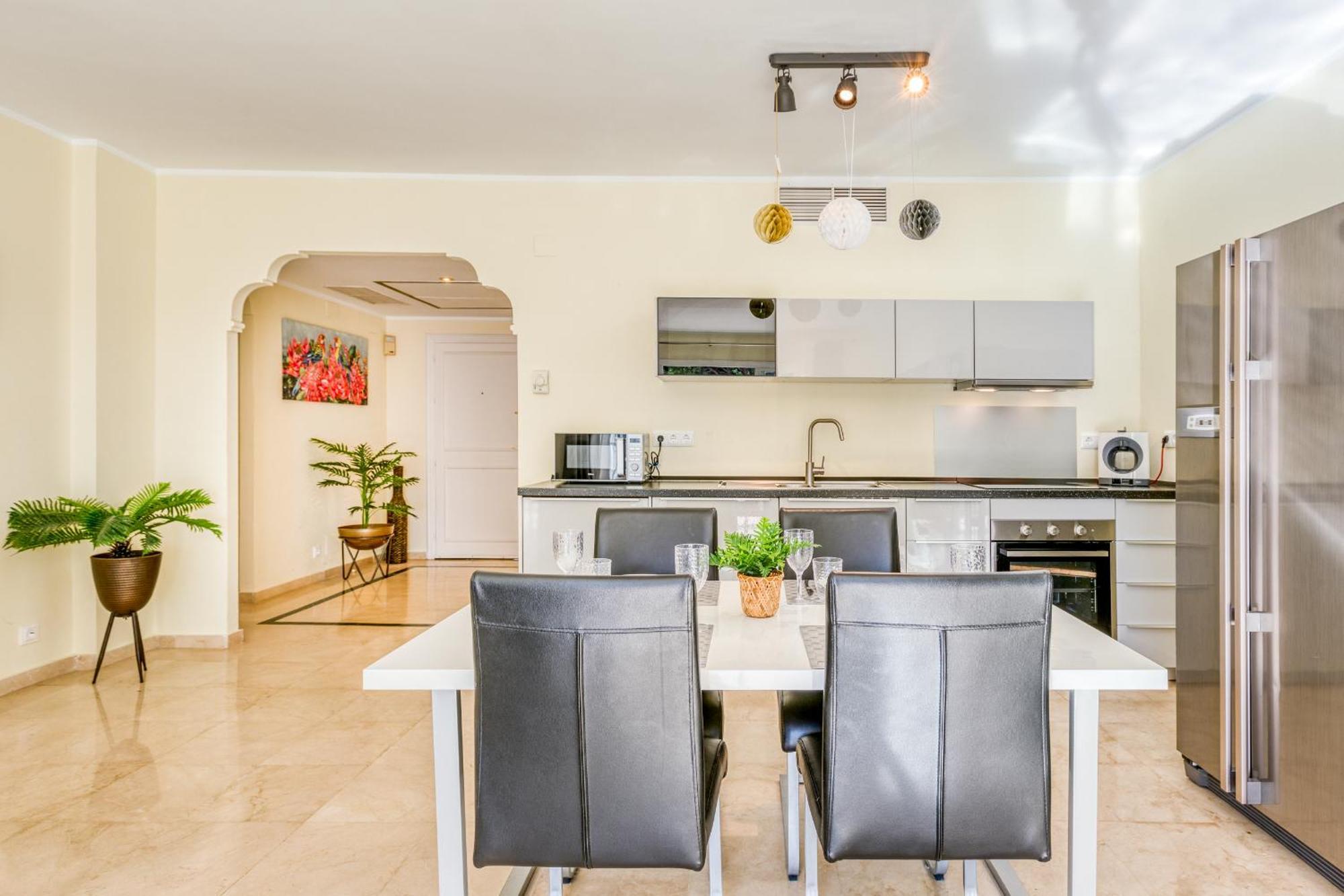 Ferienwohnung Life El Presidente Penthouse Pool View Estepona Exterior foto